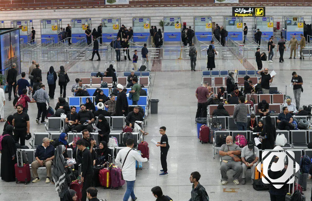 مطار النجف الأشرف يستقبل أكثر من 300 ألف زائر أجنبي من 96 دولة خلال زيارة الأربعين