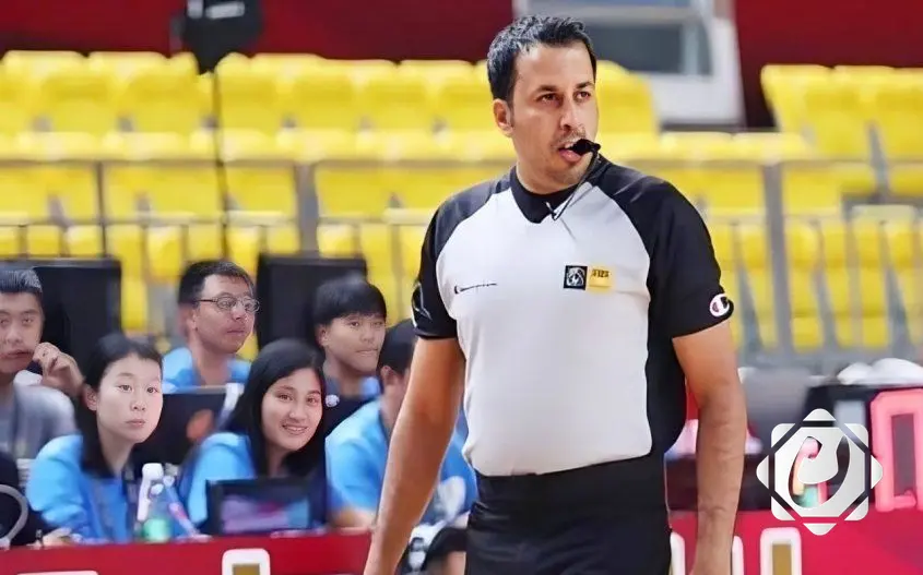 الشويلي يدير المباراة النهائية لكأس آسيا بعد تألقه في نصف النهائي