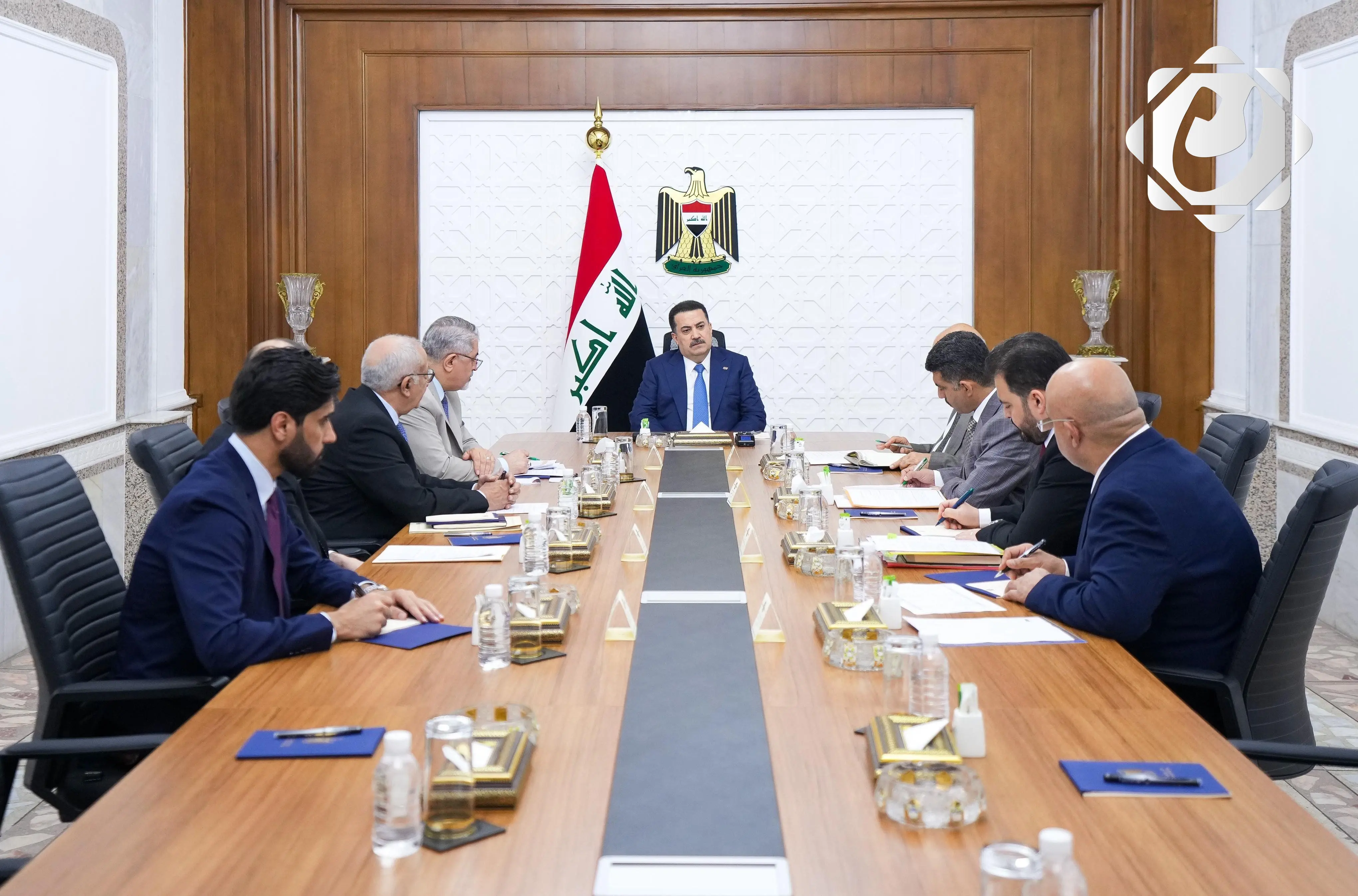 اجتماع لرئيس الوزراء يركز على تطوير صناعة المشتقات النفطية واستثمارها