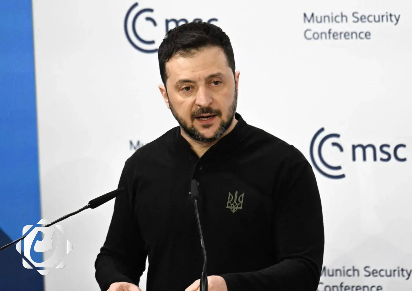 زيلينسكي يؤكد استعداده للقاء بوتين لإنهاء النزاع