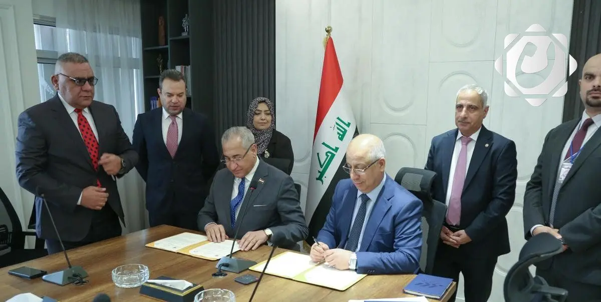 توقيع وثيقة تعاون علمي بين وزارتي التخطيط والبيئة لدعم الطاقة وتقليل الانبعاثات