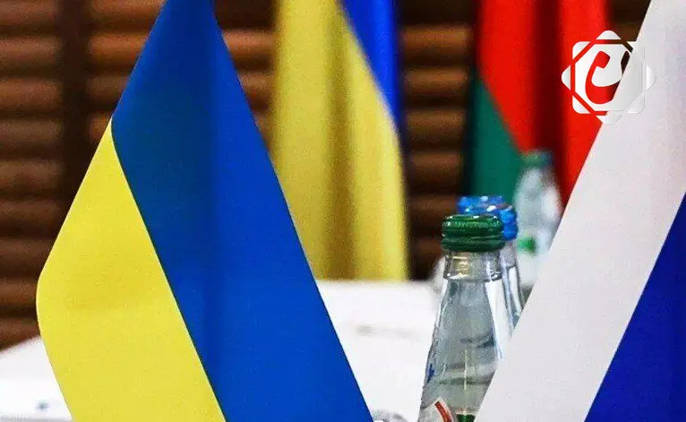 مينسك تعلن استعدادها لاستضافة لقاء بين بوتين وزيلينسكي