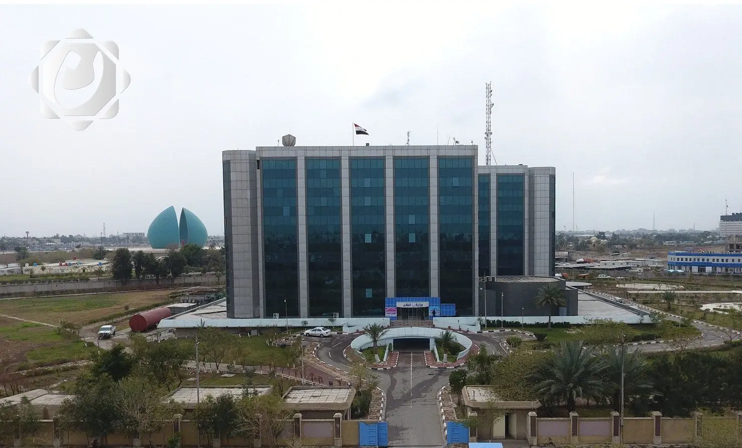 وزارة النقل تعلن عن تطوير مشروع الخدمة الإلكترونية ومنظومة الحجز