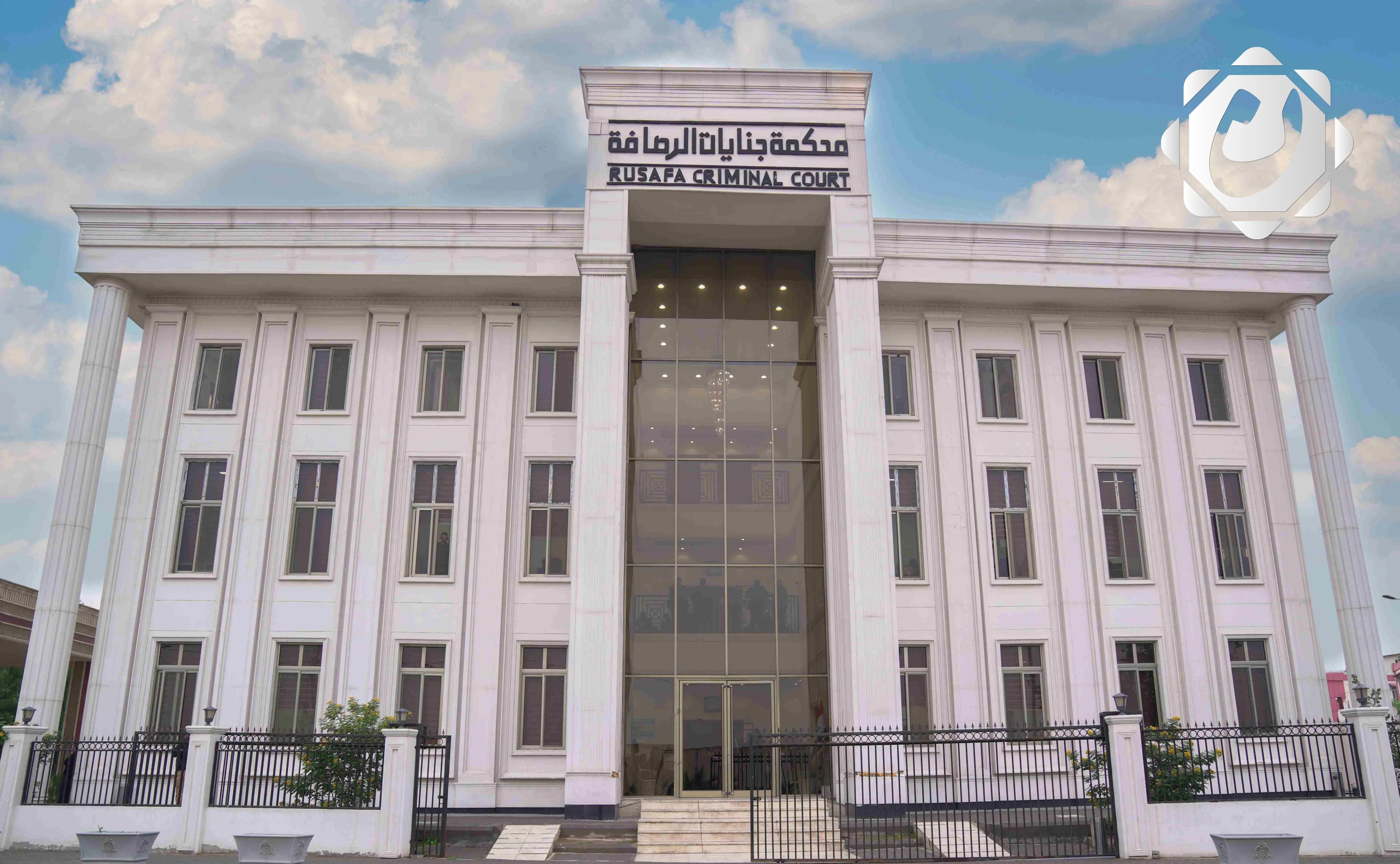 السجن المؤبد لستة مدانين بحوزتهم 90 ألف حبة مخدرة