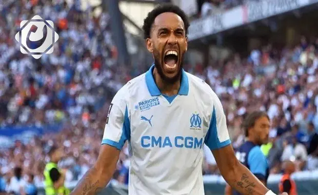 أوباميانغ يسجل ثنائية ويحقق إنجازاً جديداً في الدوري الفرنسي