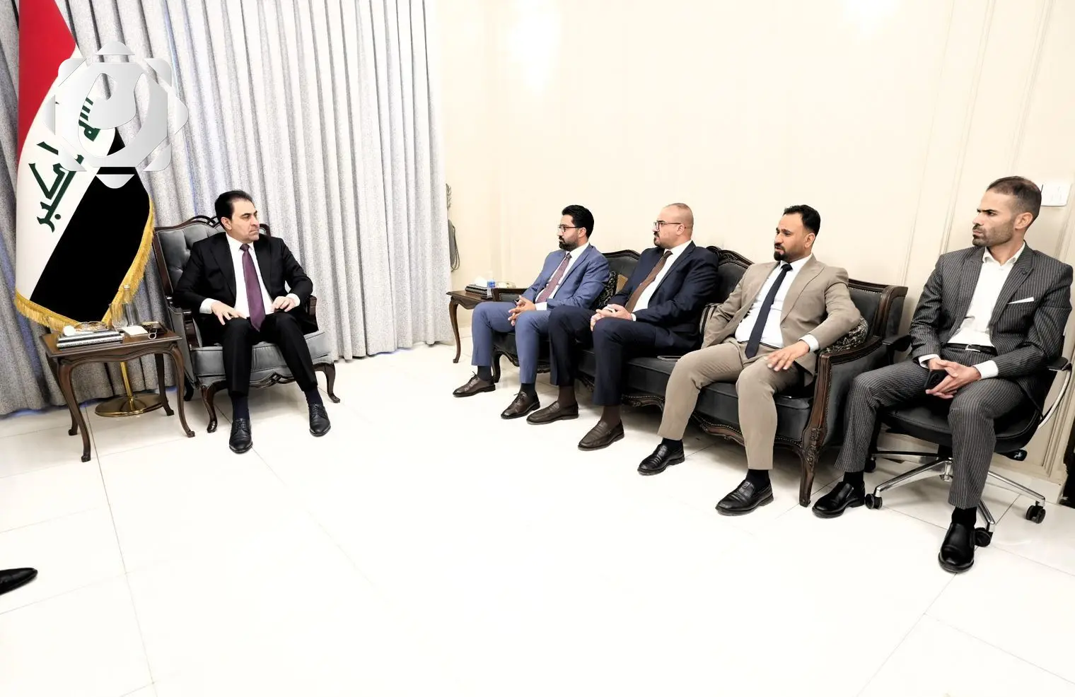 المندلاوي يؤكد على أولوية التصويت لقانون وزارة التربية