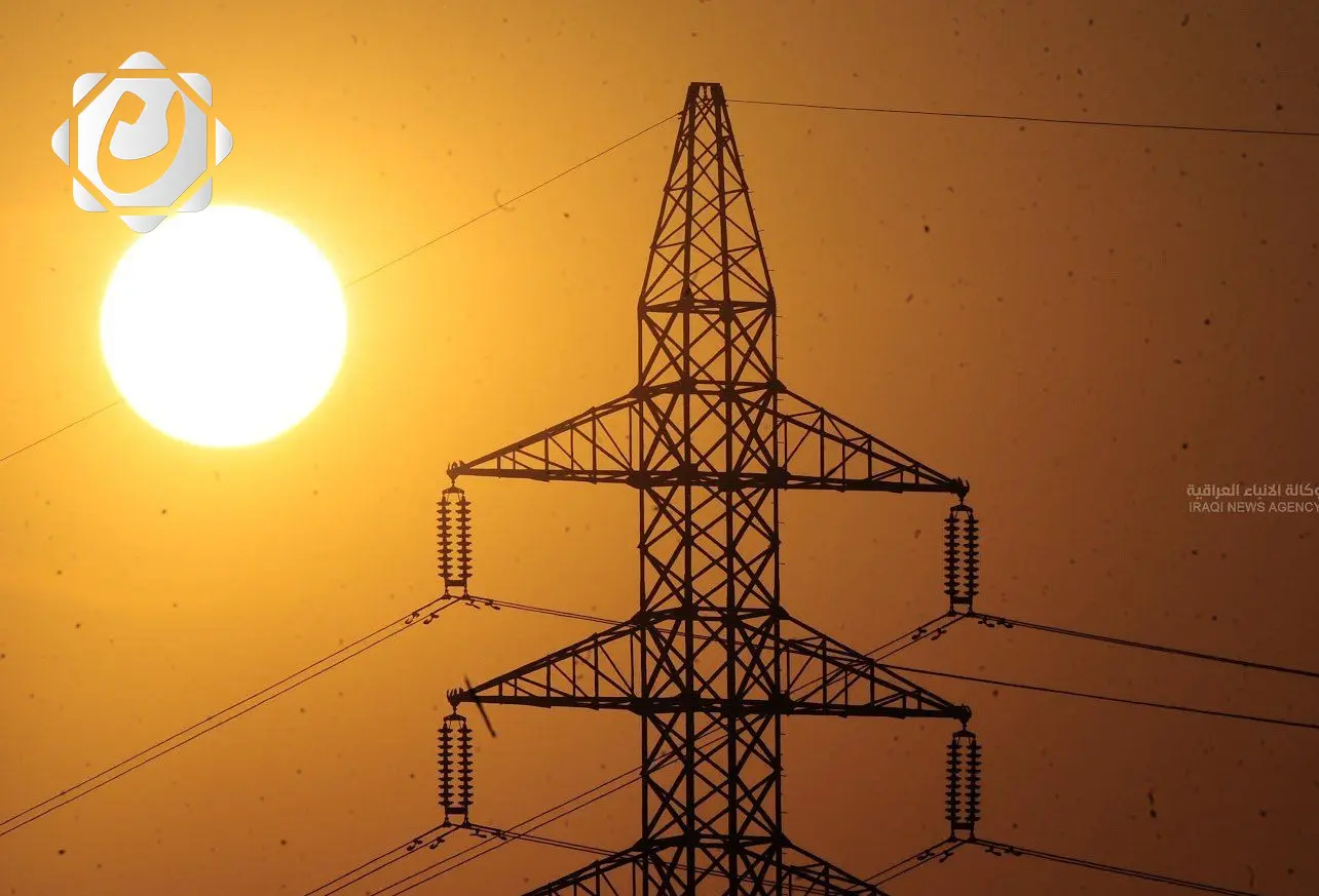 وزارة الكهرباء تعلن عن خطط استراتيجية لتحسين أداء الشبكة