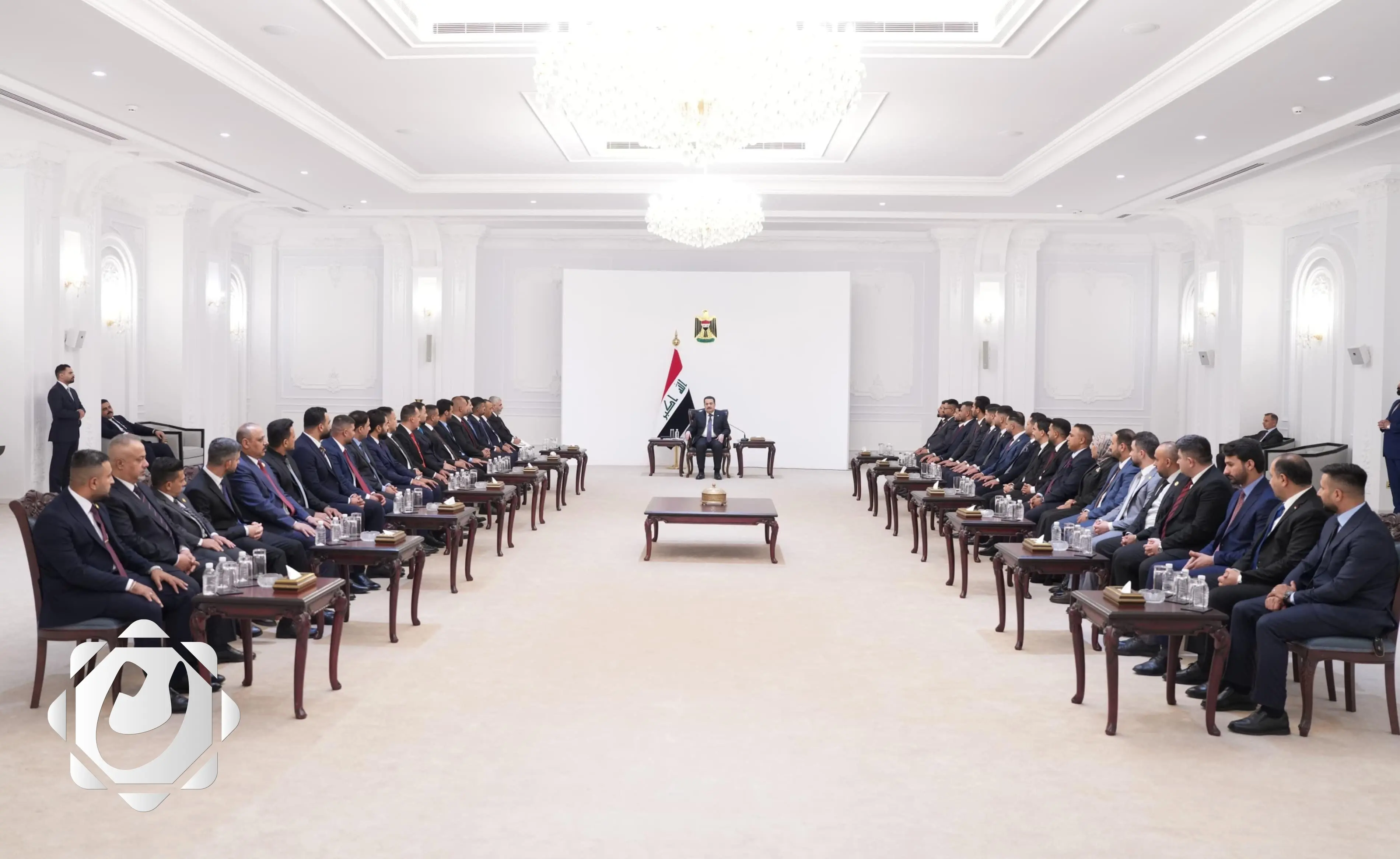 رئيس الوزراء: لن نلتفت لمحاولات التشكيك بالمبادرات الشبابية