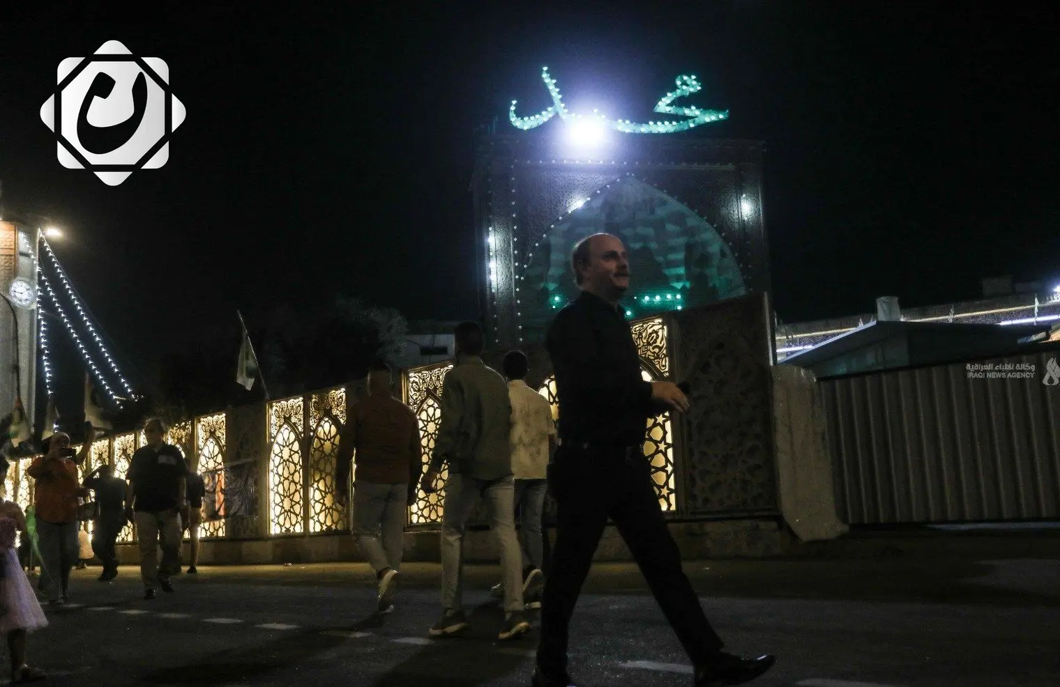 الأعظمية تحتفل بليلة المولد النبوي الشريف بالأناشيد والابتهالات