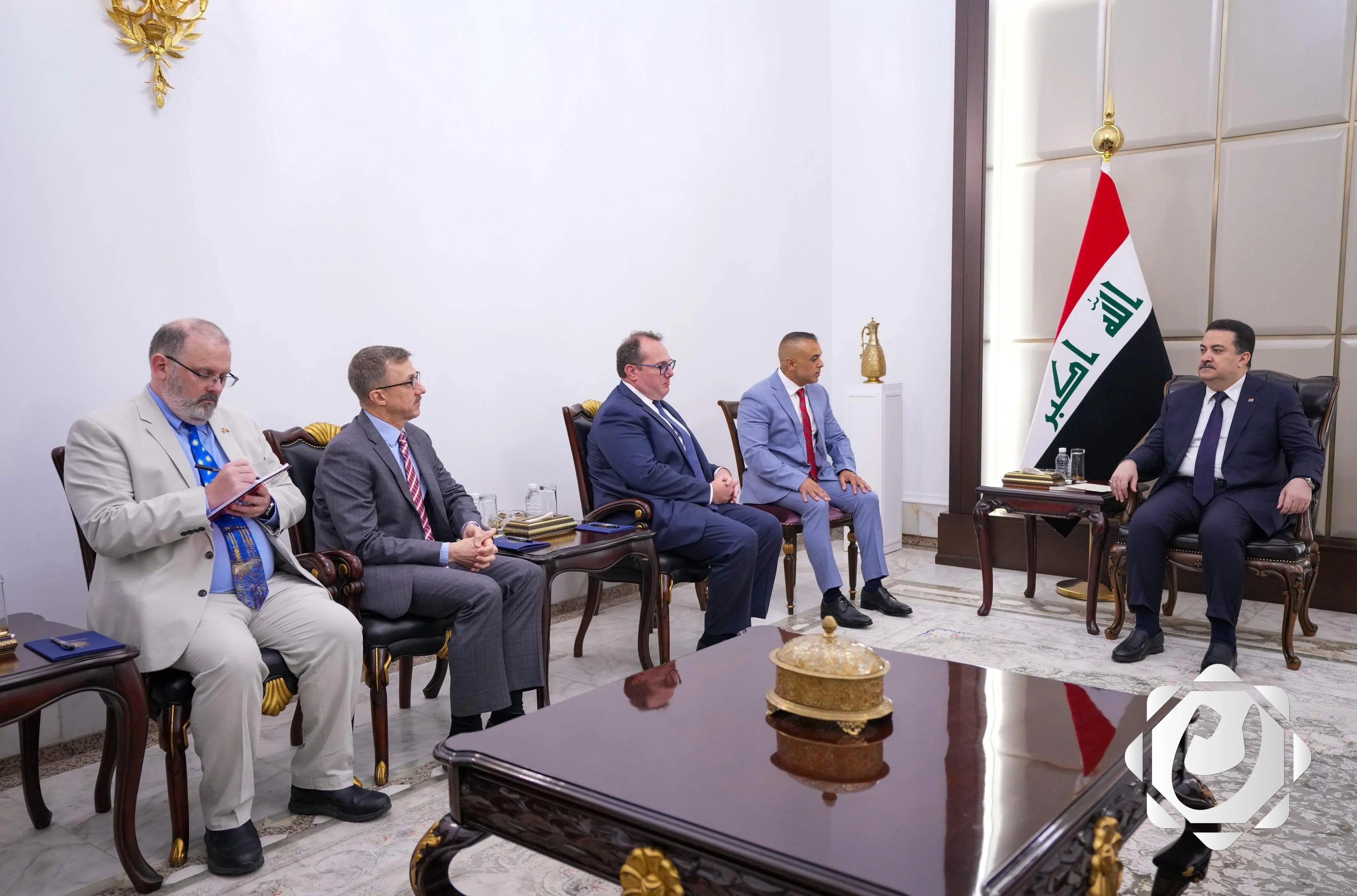 رئيس الوزراء يؤكد على أهمية العلاقة الاستراتيجية بين العراق والولايات المتحدة