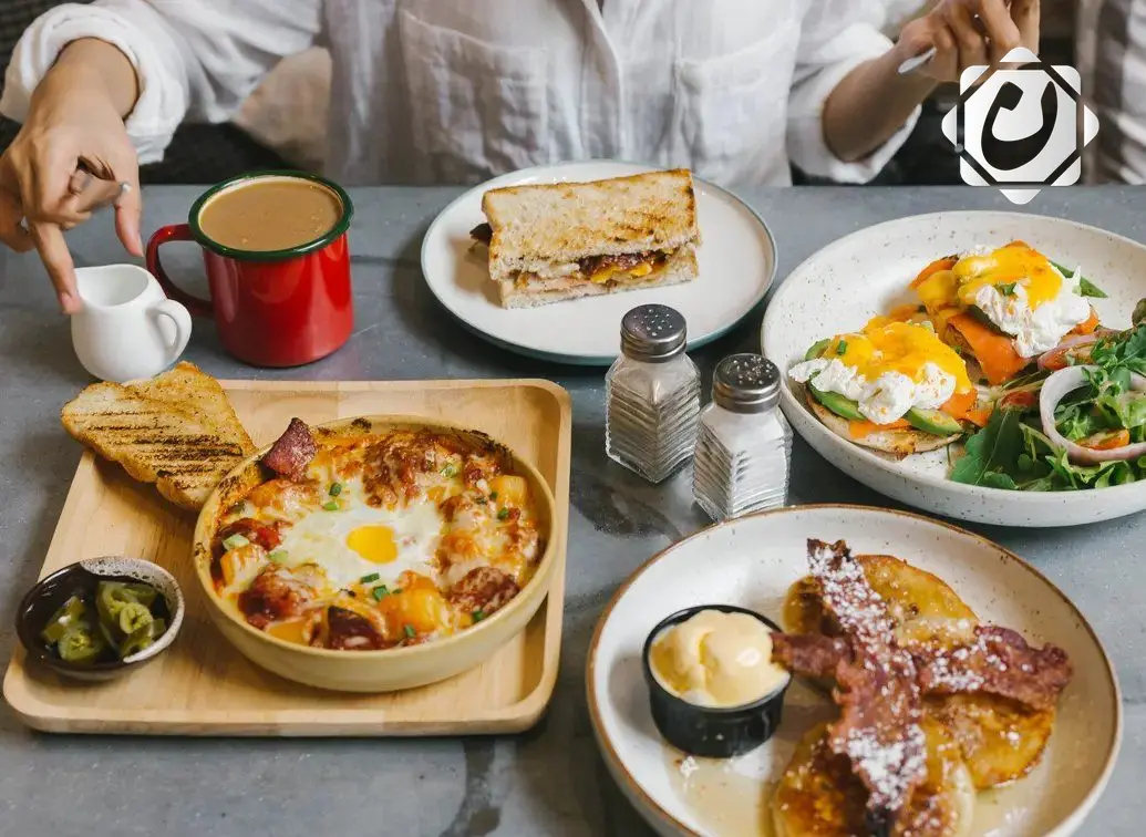 دراسة: تأخير الإفطار لدى كبار السن يرتبط بمخاطر صحية