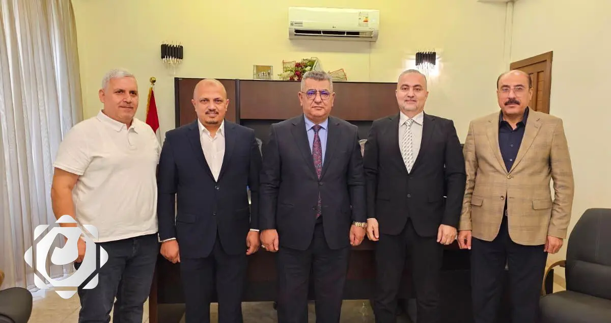 مستشار رئيس الوزراء يبحث تعزيز التعاون مع رابطة شركات السفر لدعم السياحة