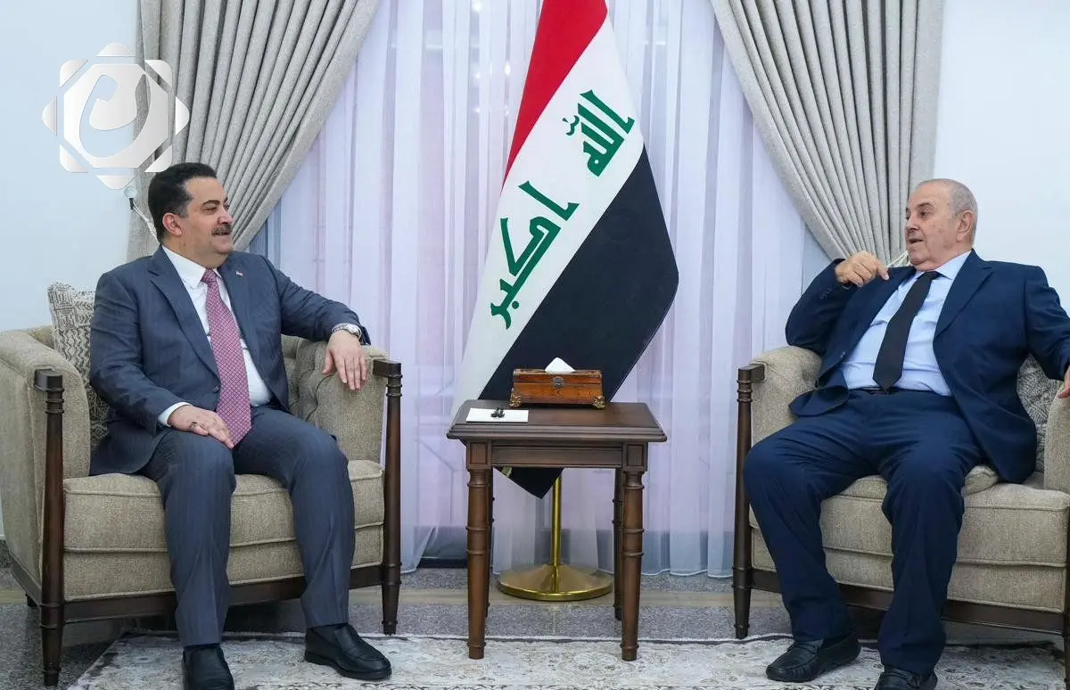 رئيس الوزراء يبحث مع إياد علاوي جهود دعم الحكومة