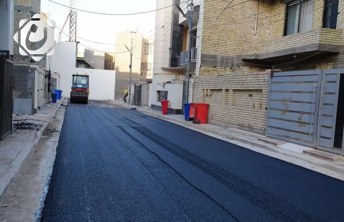 استمرار أعمال إكساء 20 زقاقًا في منطقة الدورة جنوب بغداد