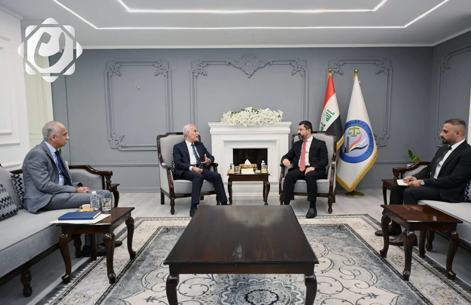 وزير العدل: افتتاح بنايات جديدة لتدوين إفادات النزلاء عن بُعد