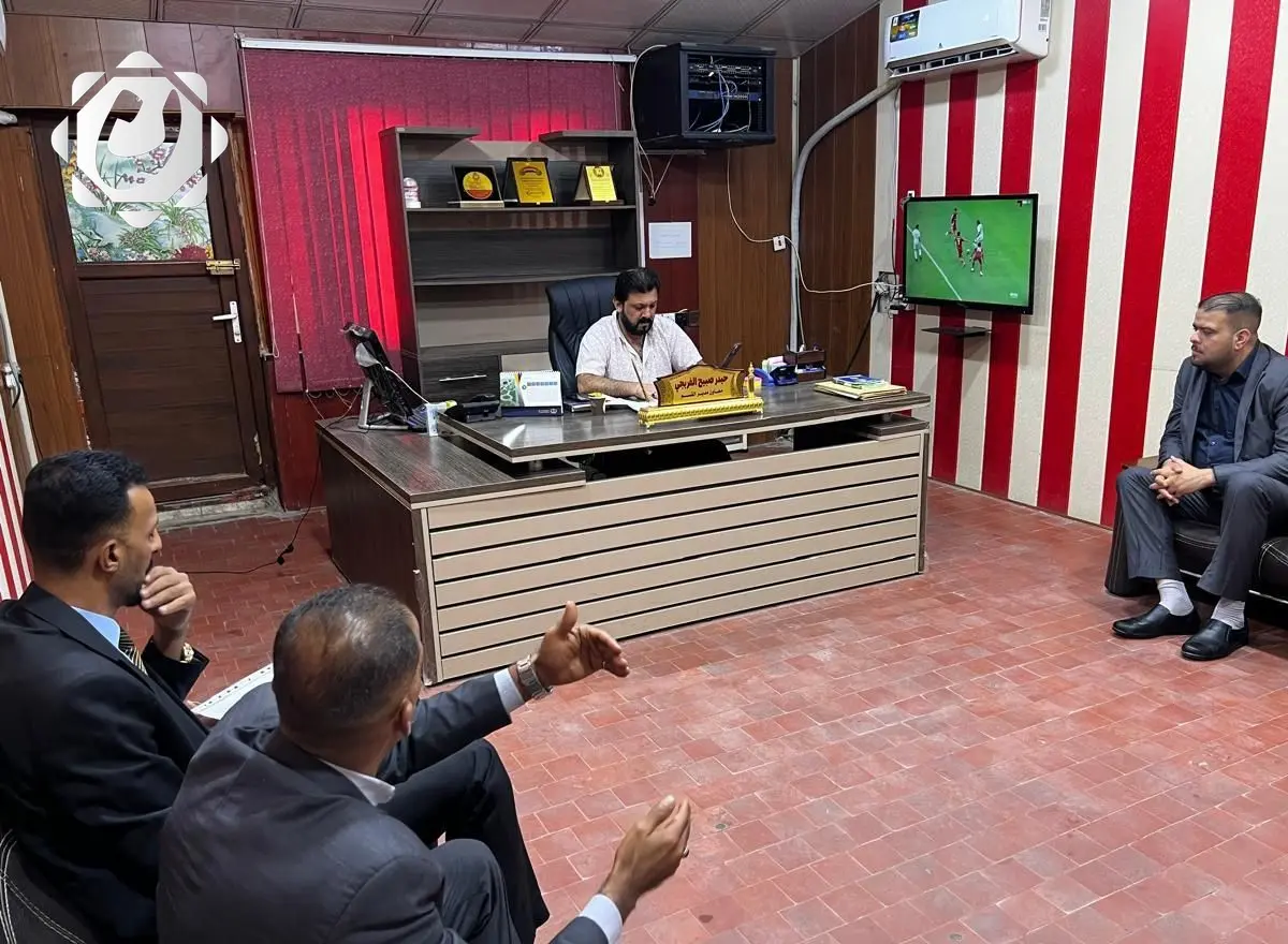 استقبال معاون مدير قسم شؤون المواطنين في ديوان محافظة البصرة للمواطنين لتسهيل إجراءاتهم