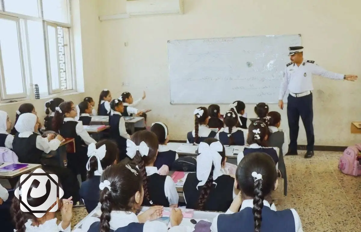 محاضرات توعوية حول السلامة المرورية لطلبة المدارس في الأنبار