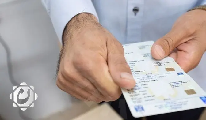 المفوضية: أجهزة الاقتراع العام لا تقرأ بطاقة الناخب الخاص