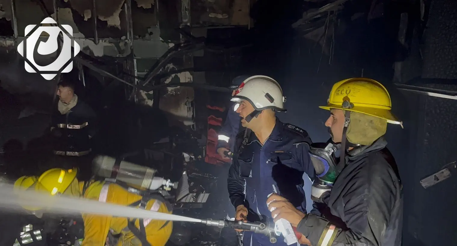 إخماد حريق ضخم في مبنى تجاري بالنجف دون تسجيل إصابات