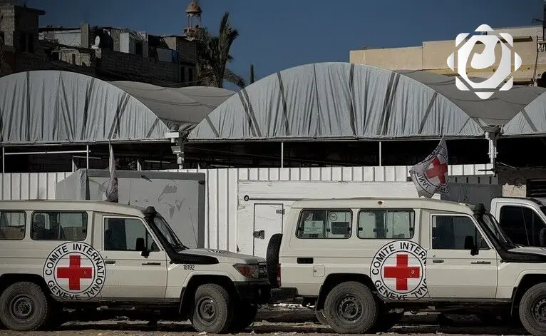 الصليب الأحمر يستلم أربعة توابيت لأسرى قتلى إسرائيليين