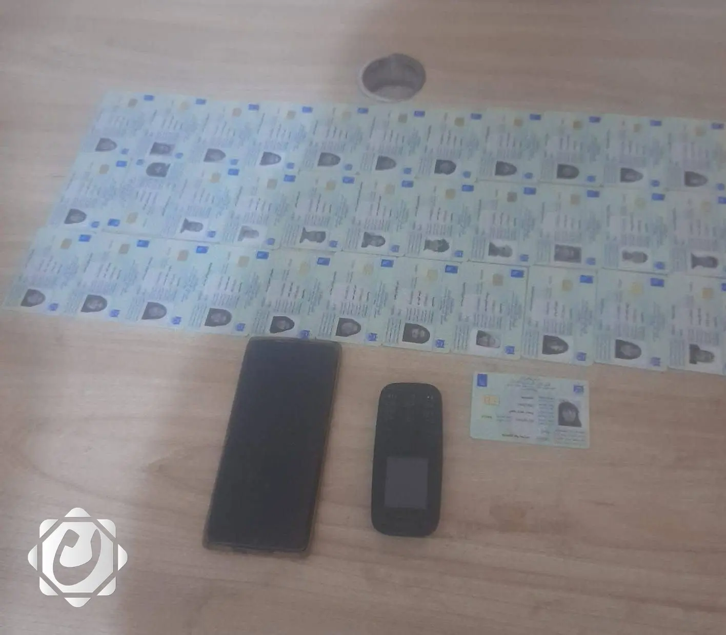 العمليات المشتركة تعلن القبض على مروّجين وبائعي بطاقات ناخبين