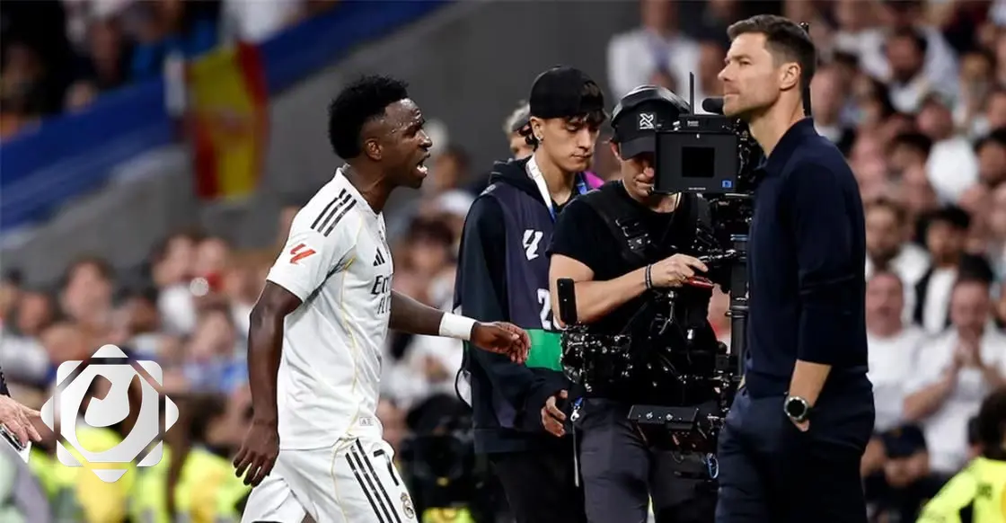 فينيسيوس جونيور يعبّر عن استيائه بعد استبداله في الكلاسيكو