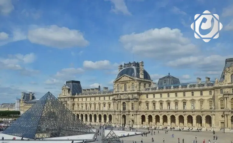 توجيه تهم لامرأة في قضية سرقة متحف اللوفر وإطلاق سراح مشتبه آخر
