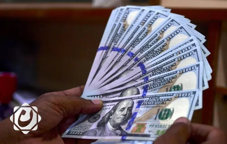 خبير اقتصادي يسلط الضوء على فجوة مالية بقيمة 40 مليار دولار في استيراد السلع للعراق