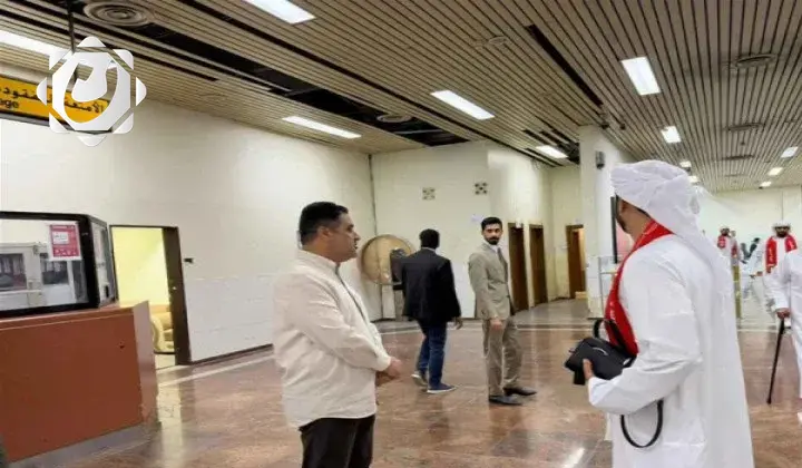 وصول أولى رحلات مشجعي الإمارات إلى البصرة لمباراة العراق