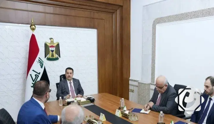 رئيس الوزراء يوجه بالتحول إلى الدفع الإلكتروني لجباية أجور الكهرباء