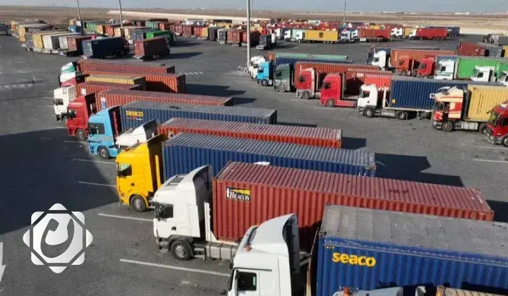 العراق يحتل المرتبة الثانية في استيراد السلع الإيرانية غير النفطية