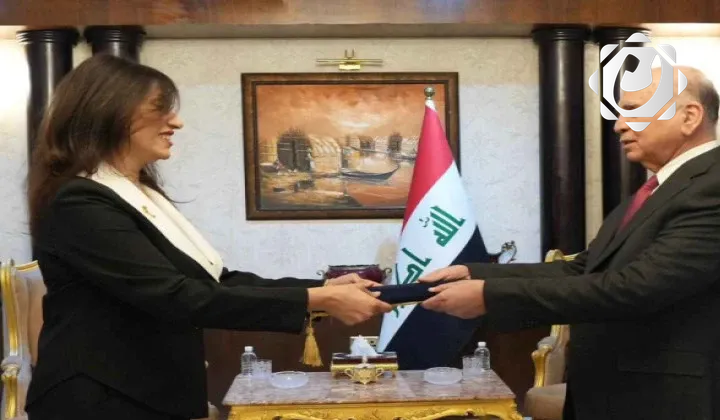 العراق يستقبل أوراق اعتماد سفيرة فلسطين