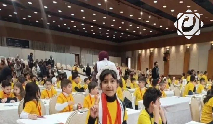 تلميذة من بابل تحقق بطولة العباقرة والأذكياء في الحساب الذهني