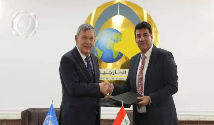 العراق يوقع اتفاق شراكة استراتيجية مع الأونروا