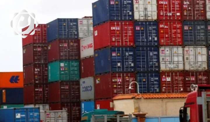 خبير اقتصادي يحذر من عواقب استمرار التعرفة الجمركية الحالية