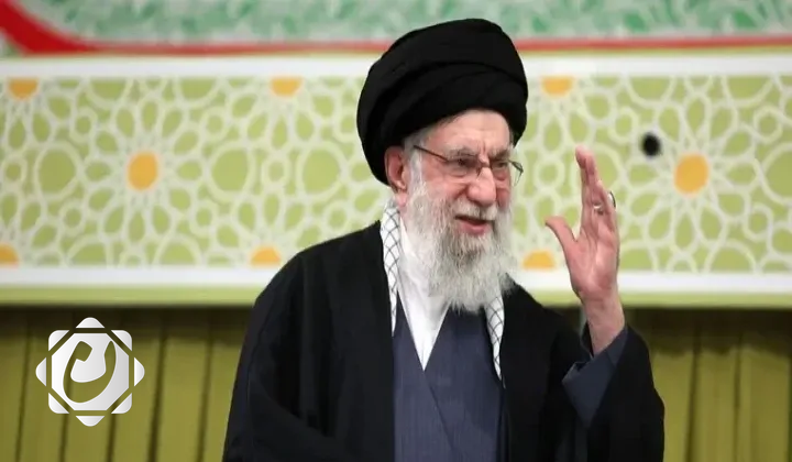 رسالة خامنئي إلى الشعب الإيراني: تعزيز الوحدة الوطنية والقوة الاستقلالية