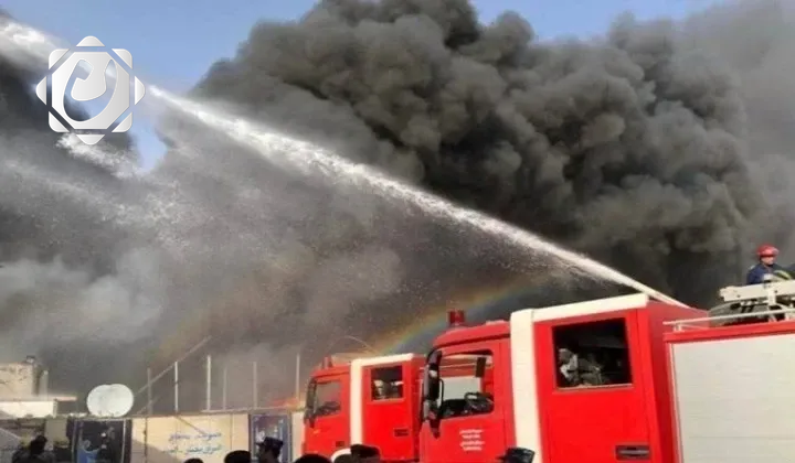 اندلاع حريق كبير في معمل تصنيع الإسفنج بكركوك