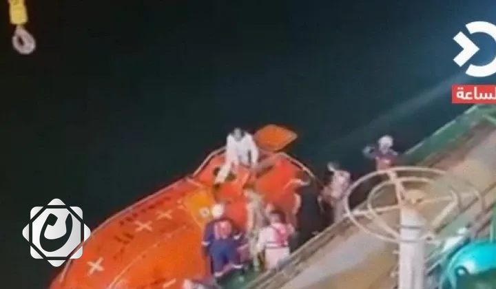 إنقاذ 31 شخصاً في هجوم على ناقلة نفط بالعراق