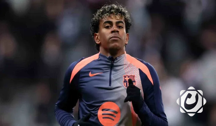 يامال يعود إلى تدريبات برشلونة استعداداً لمواجهة إشبيلية