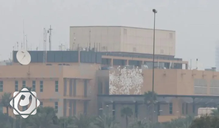 السفارة الأمريكية تحذر مواطنيها من مغادرة العراق بشكل فوري