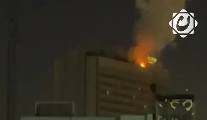 الدفاع المدني يتعامل مع مقذوف سقط على فندق الرشيد في بغداد