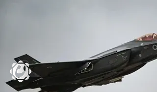 تحليق كثيف للطيران الصهيوني الأمريكي في سماء الفلوجة