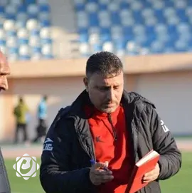 مدرب فريق أشبال النجف يتعرض لوعكة صحية خلال المباراة