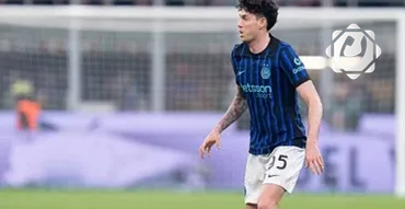 ديسايي يبرز أهمية باستوني لتعزيز الدفاع في برشلونة